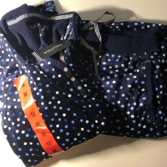 Nautica Other - NWT! Nautica Velour Pajamas